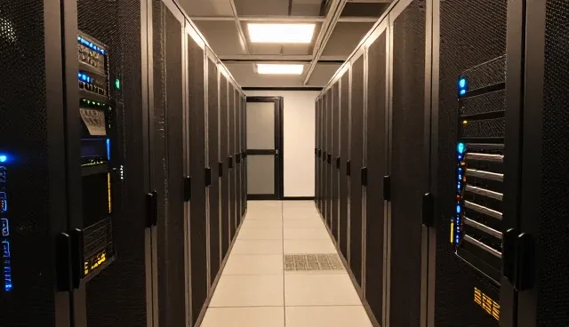 网络技术在APP开发中的性能表现与适用场景分析